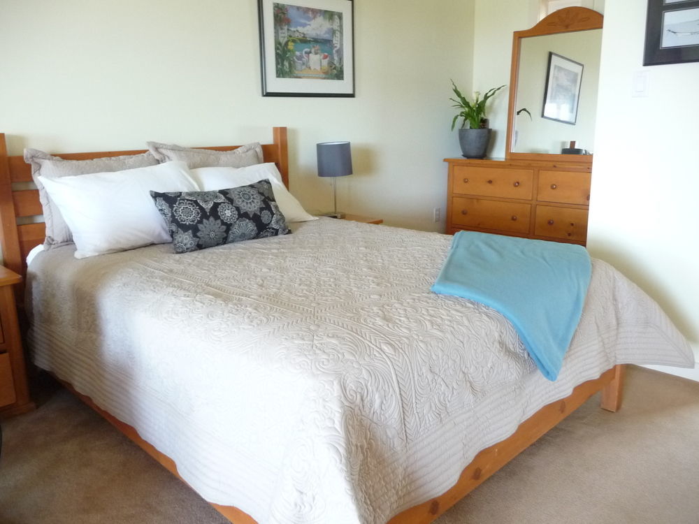 Fred Tibbs Ocean Front Condos Tofino Exterior photo