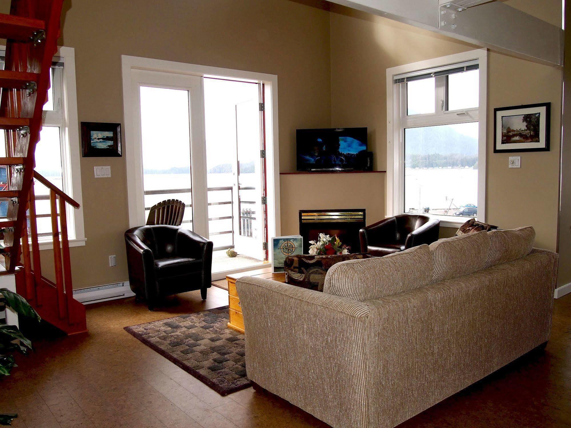 Fred Tibbs Ocean Front Condos Tofino Exterior photo