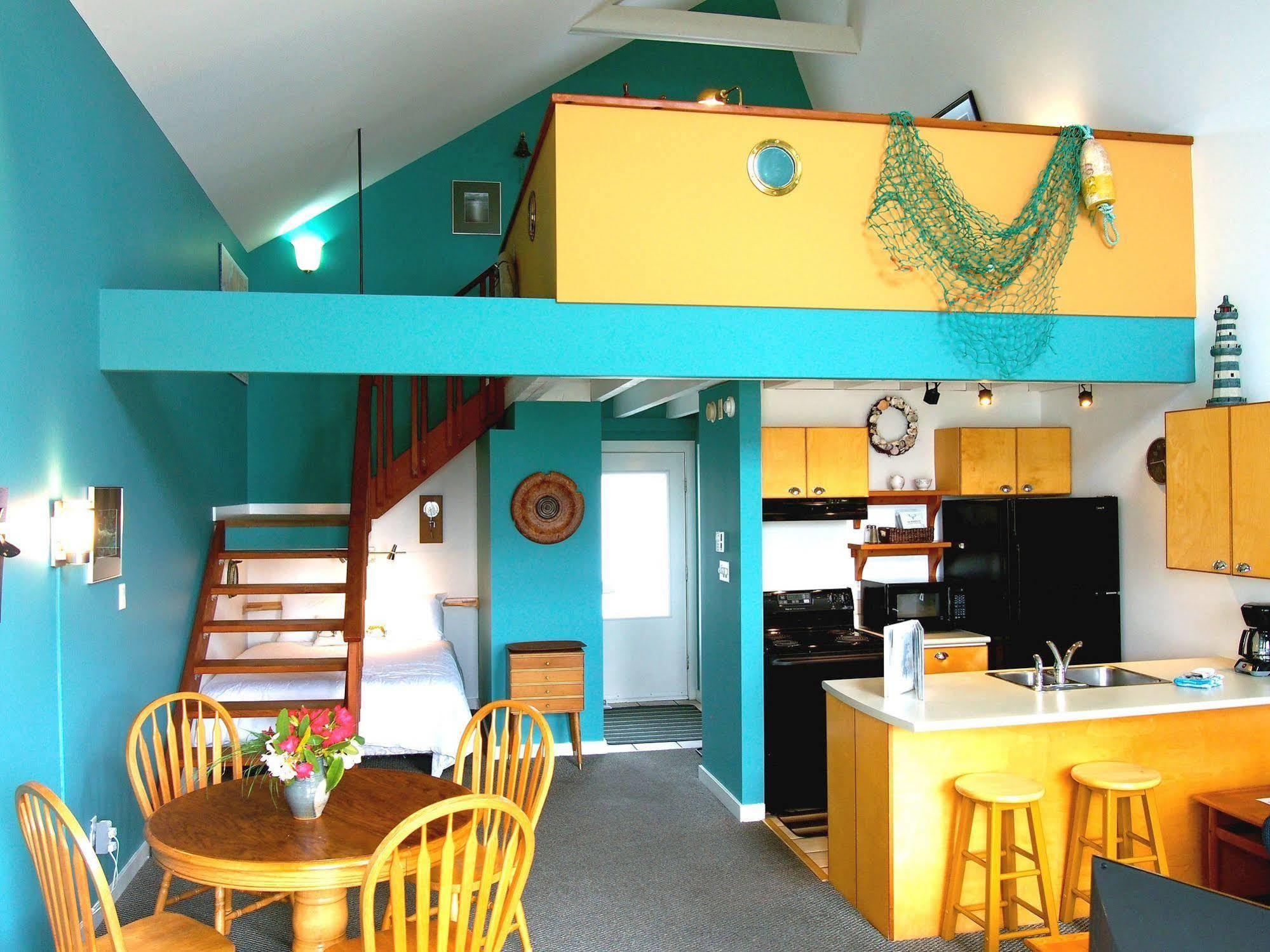 Fred Tibbs Ocean Front Condos Tofino Exterior photo