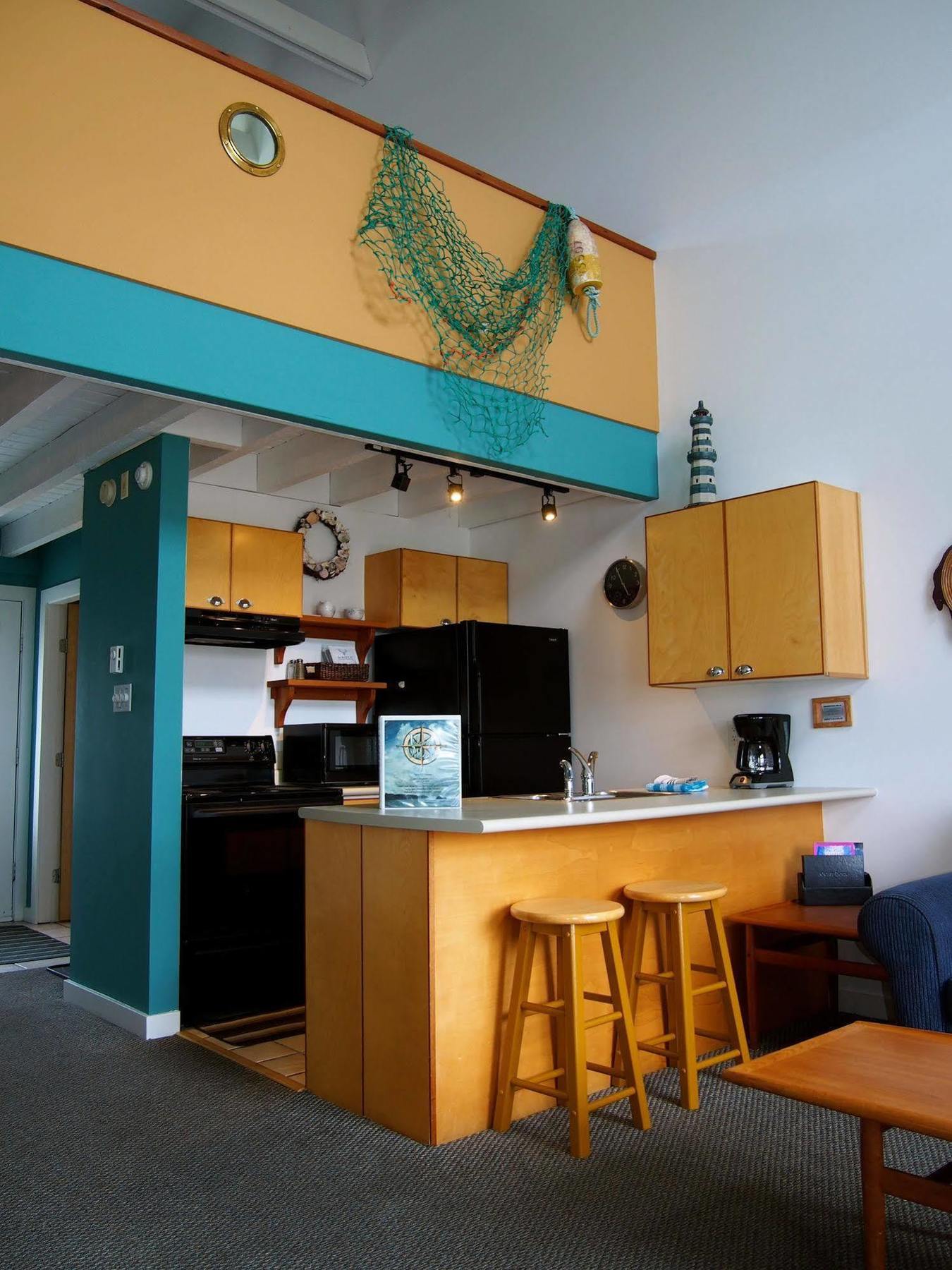 Fred Tibbs Ocean Front Condos Tofino Exterior photo