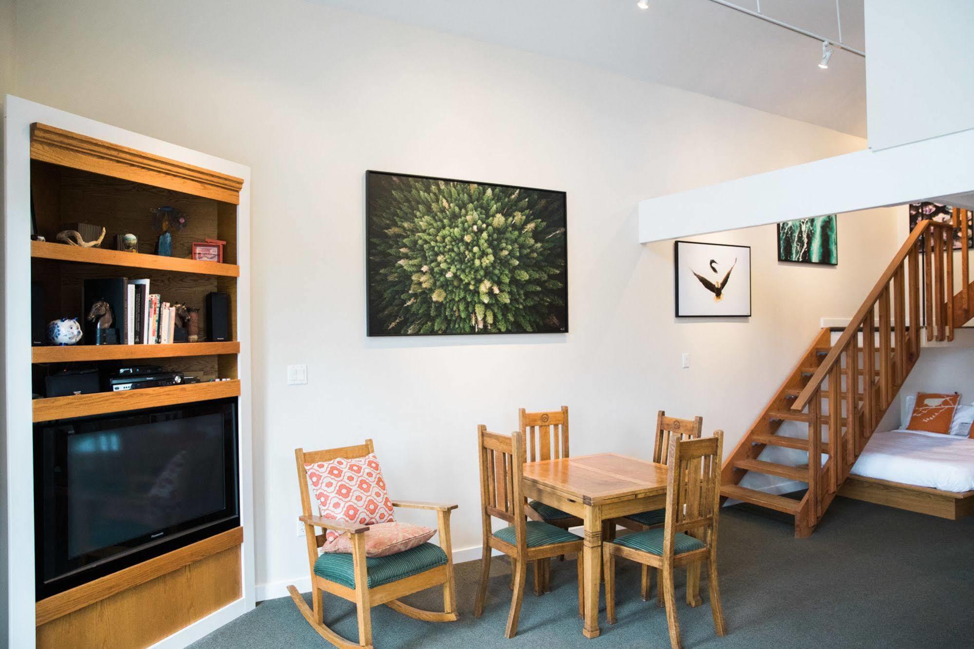 Fred Tibbs Ocean Front Condos Tofino Exterior photo