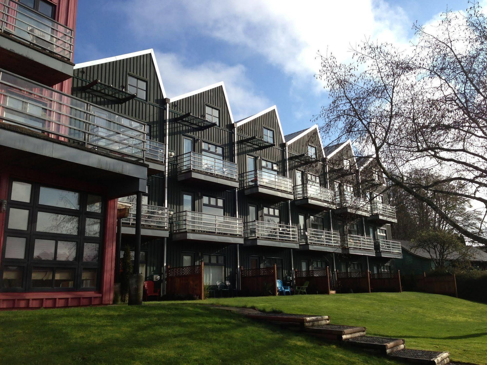 Fred Tibbs Ocean Front Condos Tofino Exterior photo